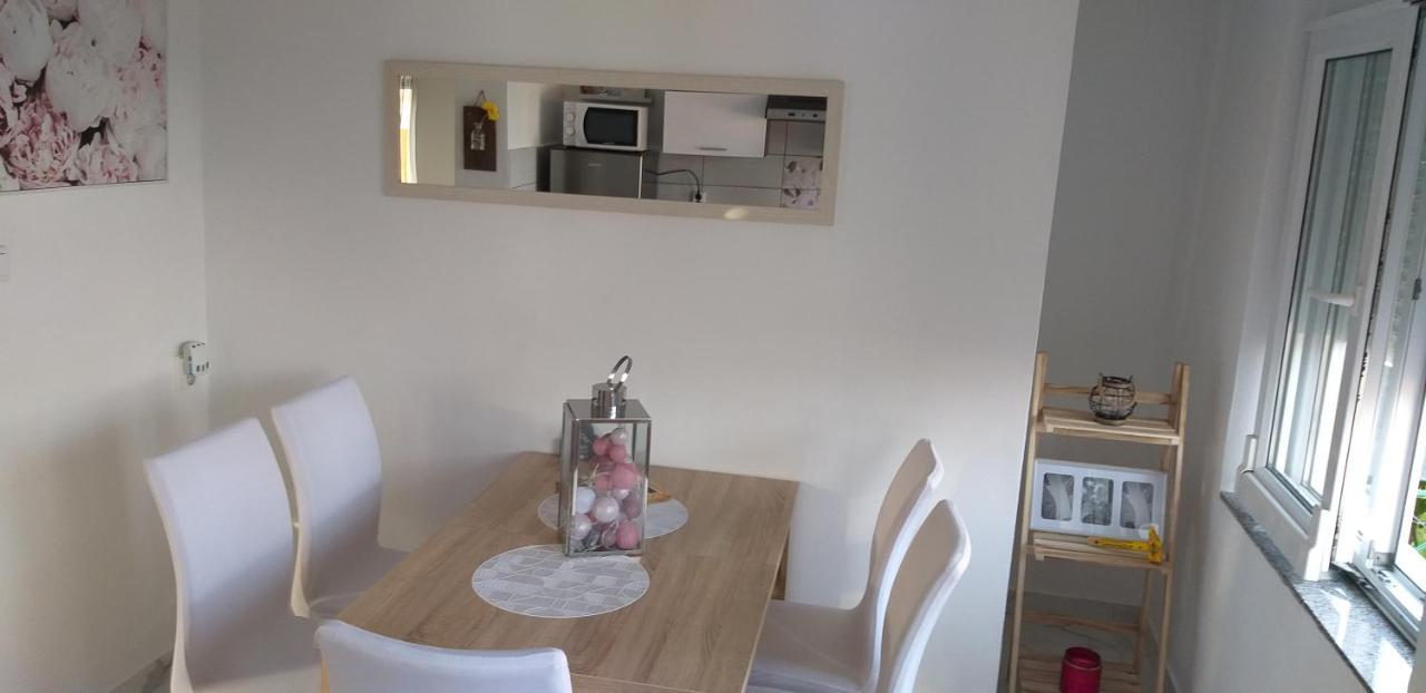 Apartman Zvoncica ヴーシ エクステリア 写真
